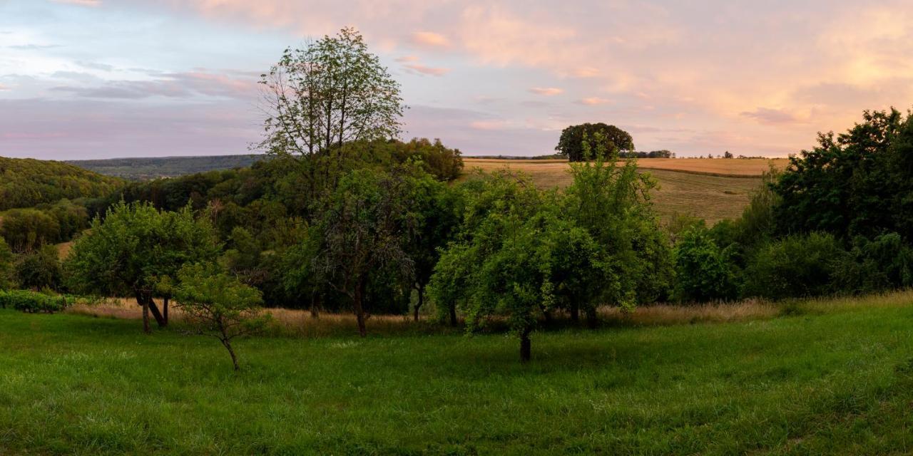 L'Arbre A Cabane Guyonvelle Eksteriør bilde