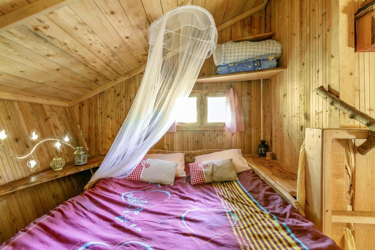 L'Arbre A Cabane Guyonvelle Eksteriør bilde