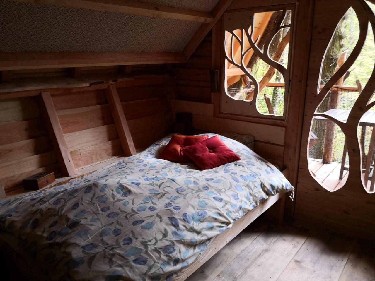 L'Arbre A Cabane Guyonvelle Eksteriør bilde